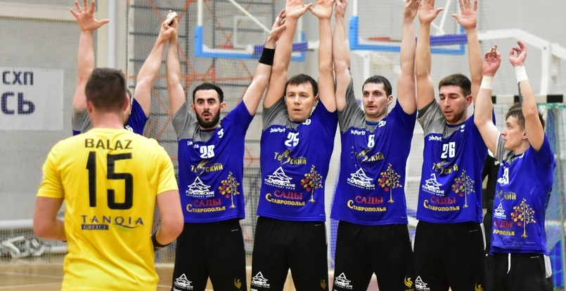 Кубок вызова. "Динамо-Виктор" проиграло в Афинах греческому АЕКу и не прошло в полуфинал по сумме двух встреч