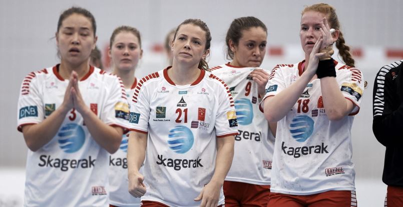 Женский чемпионат Норвегии. "Ларвик" на выезде проиграл "Тертнесу" впервые за 14 лет