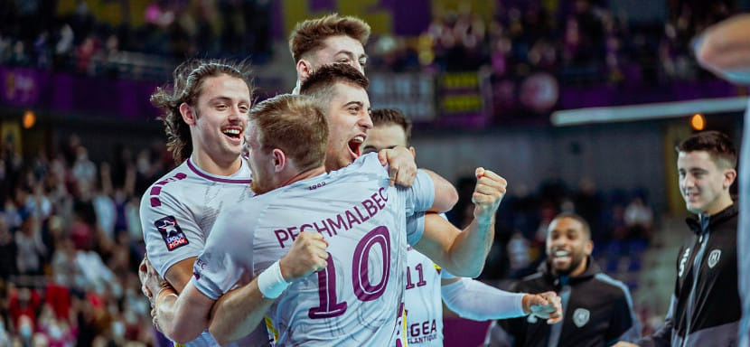 Франция. Безумный Кубок лиги: ковид, провал "ПСЖ", плеймейкер в воротах... А победил "Нант" Шкуринского