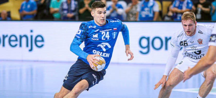 Разыгрывающие "Вислы" и "Меца" Гергё Фазекаш и Петра Вамош признаны лучшими гандболистом и гандболисткой Венгрии 2025 года