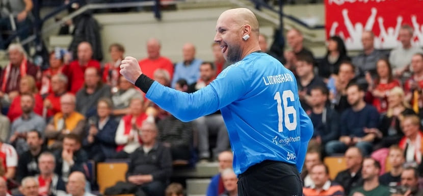 Бундеслига. Словенский голкипер-ветеран Горазд Шкоф из "Людвигсхафена" завершил карьеру в 43 года