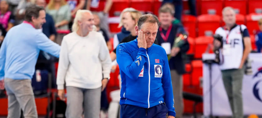 Встреча с Нидерландами стала последней для главного тренера сборной Норвегии Торира Хергейрссона у руля команды (ФОТО)