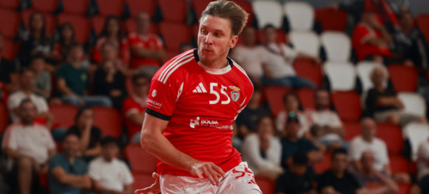 Вайлупов дал "Бенфике" шанс, но "Мельзунген" без Кулеша был сильнее. Как стартовала Европейская лига