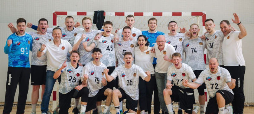 Дмитрий Бочарников: "Концовку сезона "Академия" провела под девизом "Битва за мечту"