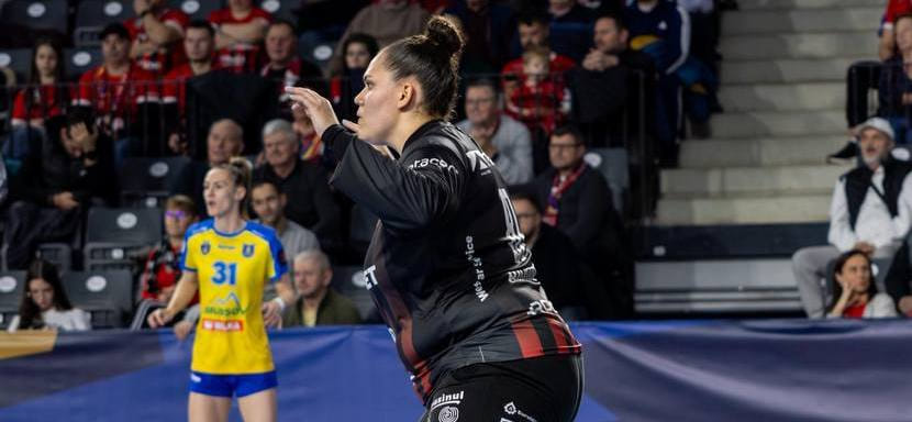 Голкипер сборной Бразилии Рената де Арруда летом сменит "Глорию Бистрицу" на "Корону" из Брашова