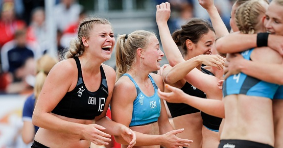 Пляжный гандбол. Главный тренер датчанок Мортен Чан Хольмен: "Я проигрывал в четырех финалах, но был уверен, что сможем это изменить"