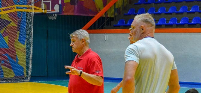 "Таганрог"-ЮФУ готовится к матчу Кубка России под руководством Виталия Крохина