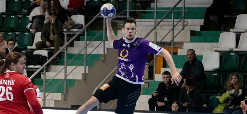 Кирилл Акрамов: "Не ожидал, что так рано получу вызов в сборную России. Перейти из молодёжного в мужской гандбол я ещё толком не успел"