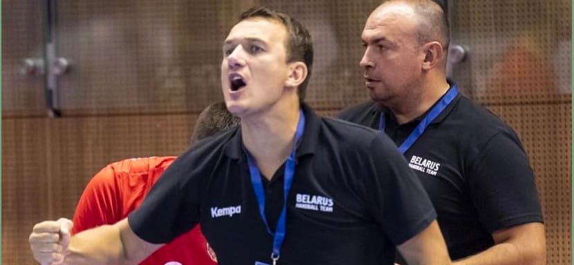 Тренер сборной Беларуси Дмитрий Никуленков: "Мы поедем в Бахрейн, проведём пару игр. В январе встречаемся со сборной России в гостях"