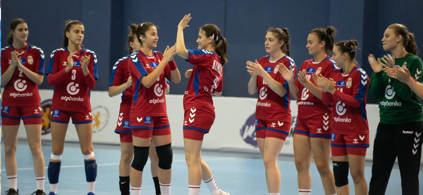 Чемпионат Европы (U-17). Второй дивизион. Девичья сборная Украины уступила сверстницам из Нидерландов, забросив всего 10 мячей. Все результаты дня