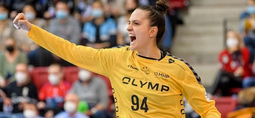 Румыния. "Бухарест" объявил о подписании контракта с вратарём сборной Бразилии Габриэлой Морески