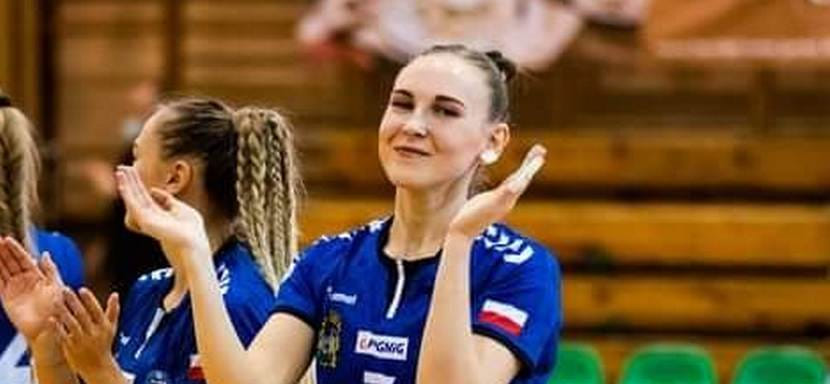 Польша. Украинская правая крайняя Олеся Донец сменила "Ярослав" на "Жоры" из второго дивизиона