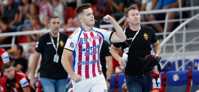 Испания. 23-летний украинский разыгрывающий Владислав Паровинчак стал игроком "Овьедо" из третьего испанского дивизиона