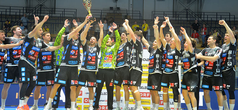 Обладателем Суперкубка Австрии стал "Швац", убедительно обыгравший чемпиона страны клуб "Кремс"