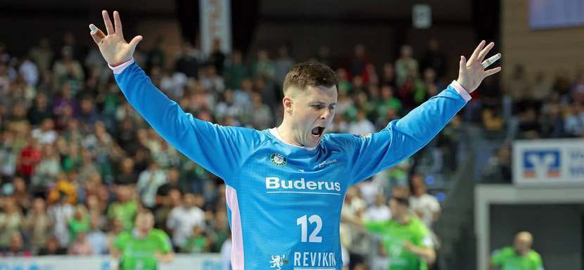 Голкипер сборной Катара Анадин Сулякович после этого сезона сменит "Вецлар" на "Лейпциг"