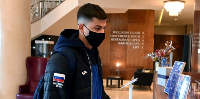 ЧЕ-2022. Правый крайний астраханского "Динамо" Илья Демин прибыл в расположение сборной России и внесен в заявку на турнир