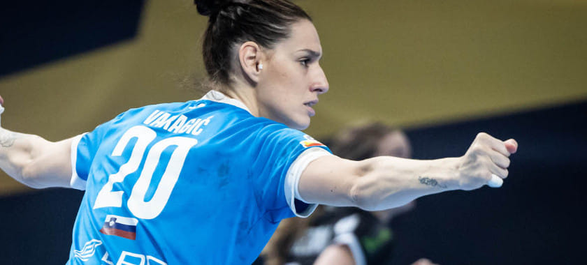 Словения. 4 гола Дарьи Дмитриевой помогли "Криму" обыграть главного соперника по чемпионату страны "Айдовщину" и оторваться от неё на 2 очка