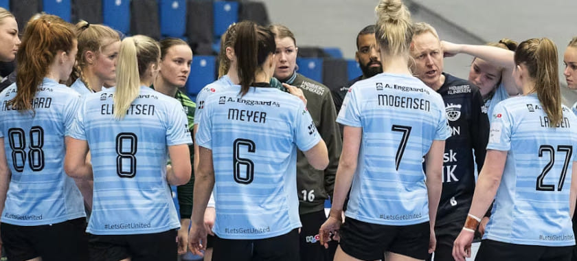 Дания. Женский "Орхус", играющий в элитном дивизионе, и мужской клуб из этого города, выступающий в первой лиге, объявили об объединении