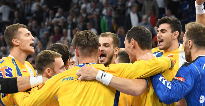 Польша. Со следующего сезона будет введено правило, согласно которому на площадке должны находиться как минимум два польских гандболиста