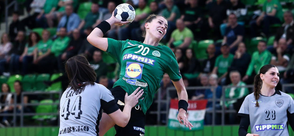 Венгрия. В единственном матче вторника "Ференцварош" обыграл "Шиофок" и продолжает преследовать "Дьер"