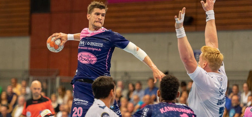 Кубок ЕГФ. Сербский разыгрывающий "Бешикташа" Лука Митрович травмировался в матче с минским СКА и не поможет стамбульцам в ответной встрече