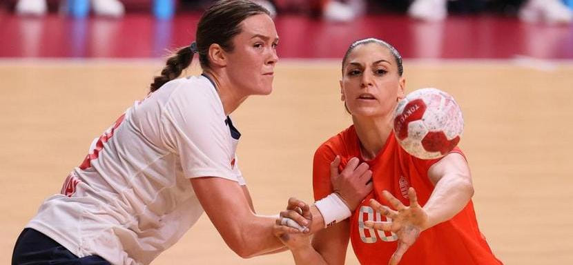 ЧМ-2021. Правая полусредняя "Шиофока" Николетта Кишш заменила Жужанну Томори из "Кристиансанда" в составе сборной Венгрии