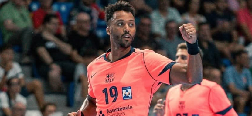 "Барселона", "Берлин" и "Пик" Глеба Калараша одержали победы в третьем туре группового этапа мужской Лиги чемпионов