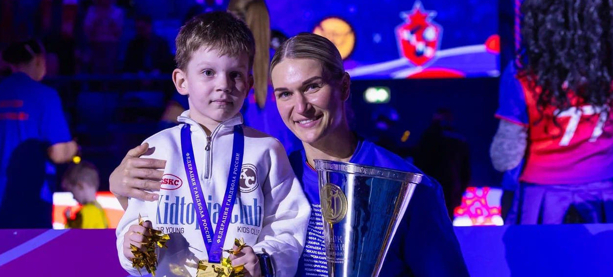 "Юля знает, что я знаю, что она знает". Ирина Шинкарук — про битвы с Кунцевич и её "Ладой" и сборную Беларуси