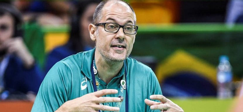 Румыния. Датский специалист Мортен Соубак отправлен в отставку с поста главного тренера "Дунэри" белоруски Марии Коновал