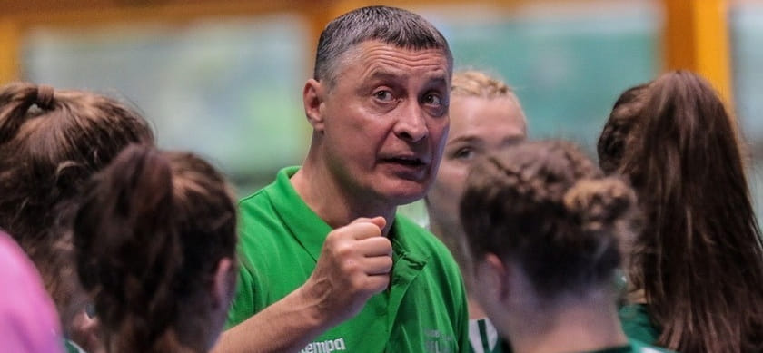 Беларусь. Яна Сотникова: "Певницкий сразу же сказал, что гандбольное будущее у нас крайне сомнительное: мы и слабенькие, и бесперспективные"