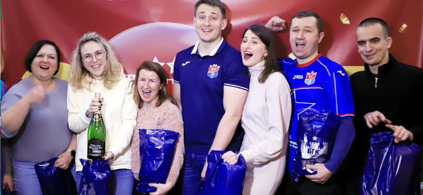 Беларусь. "Мешков Брест" провёл первый в истории клуба квиз, на котором состоялась презентация новичка. Победила команда Дениса Заболотина