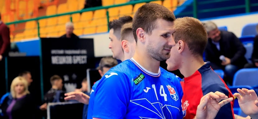 Беларусь. Андрей Юринок: "Да, предложение от "Бенфики" было. На этом пока всё. Не исключаю, что когда-то всё же уеду за границу"