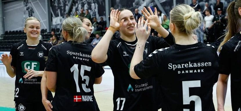 "Копенгаген" и "Орхус" с побед начали выступление в женском чемпионате Дании