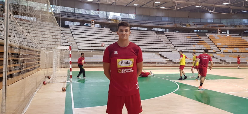 Новичок "Уэски" Доминго Луис Москера получил повреждение в первом же спарринге. Его пригласили на замену травмированному игроку