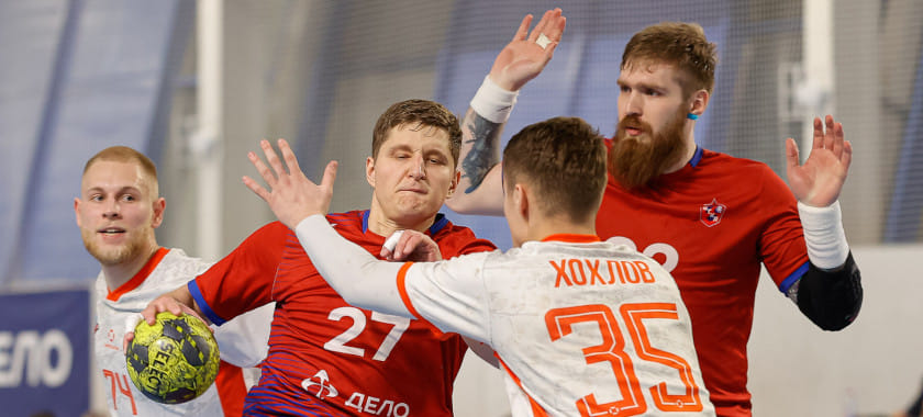 ЦСКА второй раз победил в московском дерби, а "Чеховские медведи" забросили 48 мячей!