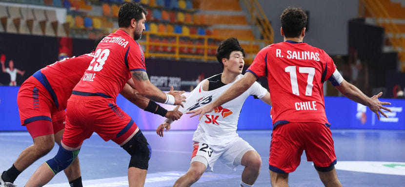 Олимпийская квалификация. Сборная Южной Кореи в первой группе с минимальным перевесом обыграла чилийцев