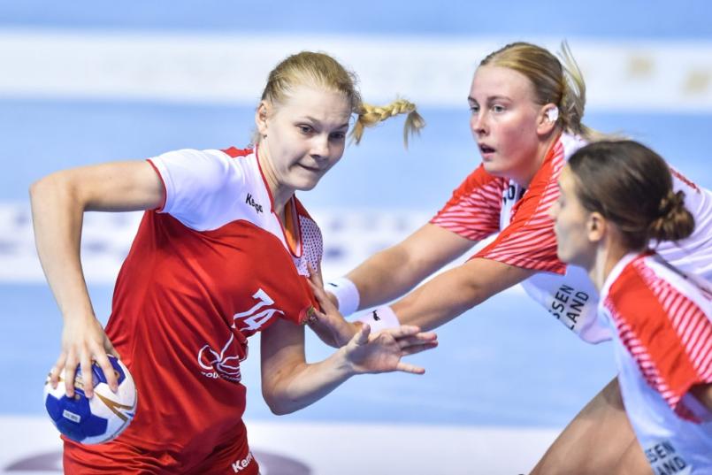 Валерия Кирдяшева: "Скучаю по дому и маминой еде"