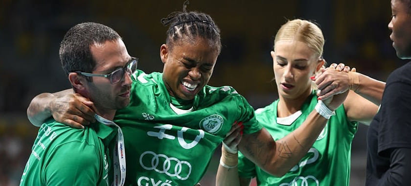 "Дьёр" обыграл "Мец" в финале Кубка Европы в Страсбурге, но, возможно, надолго лишился разыгрывающей Бруны де Паулы