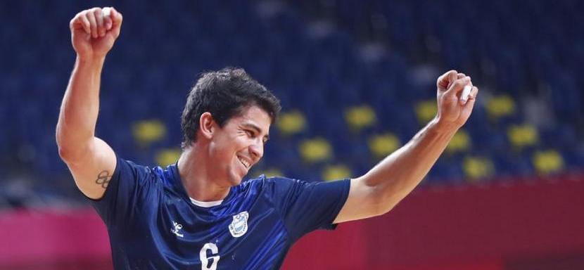 Олимпиада. Диего Симонет: "Провели отличный первый тайм, а вот во второй половине нам не хватило физической подготовки и четких действий в защите"