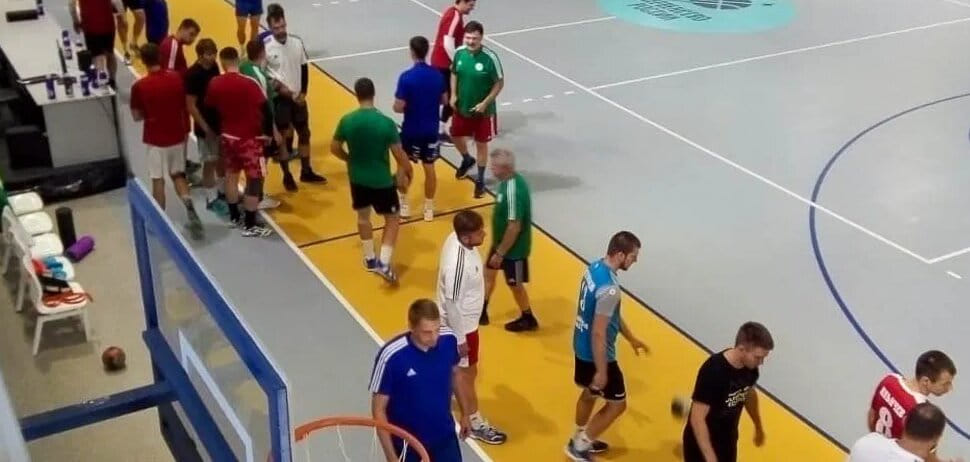 Суперлига. "Таганрог"-ЮФУ начал второй тренировочный цикл на сборе в Золотой Косе