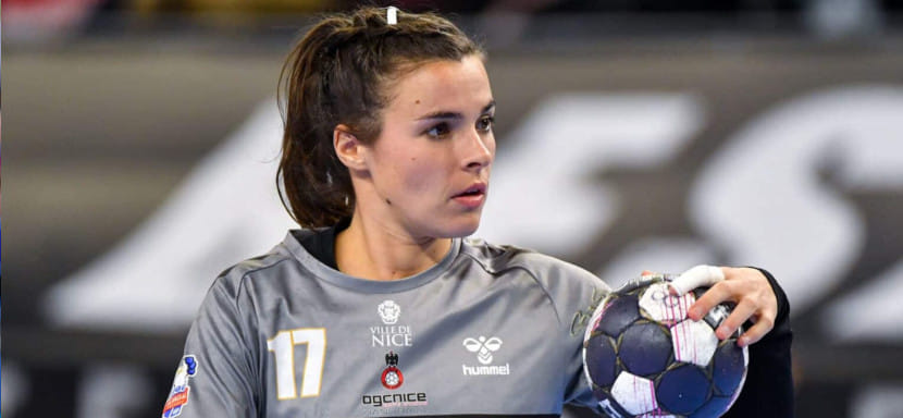 Франция. Правая крайняя "Ниццы" Мари Прувансье с сезона-2023/24 будет выступать за "Пари-92"