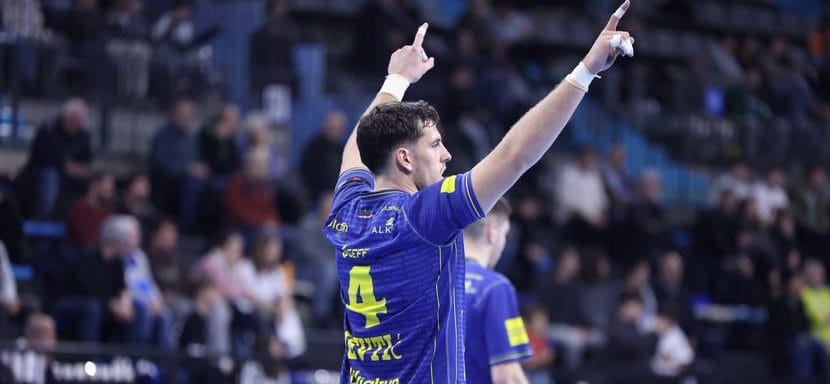 24-летний сербский линейный Марко Евтич продолжит защищать цвета испанского "Бидасоа"