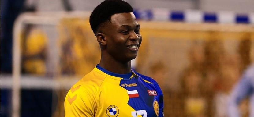 Польша. 17-летний нигерийский полусредний "Кельце" Фарук Юсуф: "В следующие десять лет хочу стать одним из лучших игроков в мире и думаю, что однажды сделаю это"