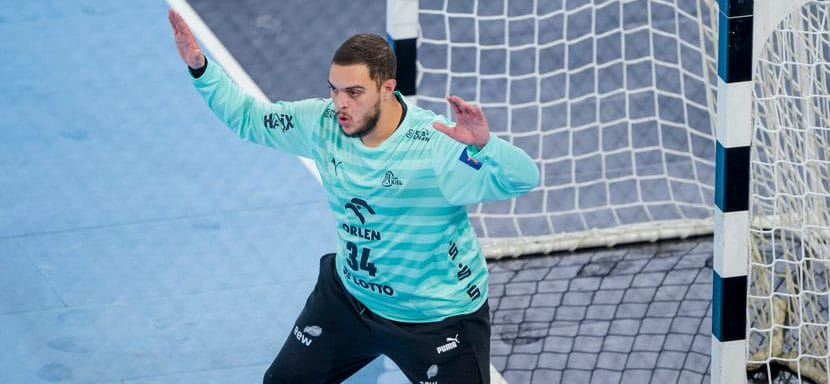 29-летний французский вратарь Самир Беллясен сменил "Киль" на "Штутгарт" в бундеслиге