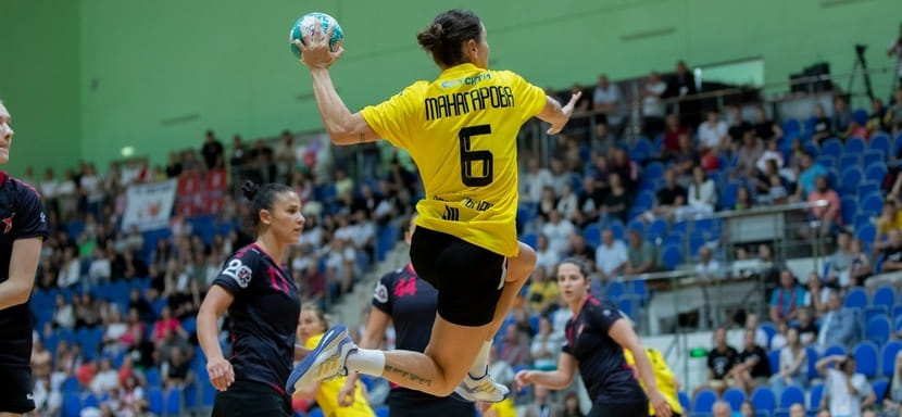 HC Rostov-Don continues playing without losses: today Irina Dibirova’s team coped with HC Zvezda Zvenigorod