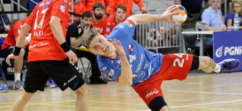 Германия. Польский полусредний Шимон Дзялакевич из "Гвардии" продолжит карьеру в "Гуммерсбахе" (Д2)