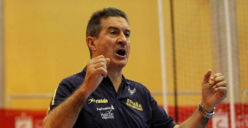 Польша. Менеджер Маноло Каденаса в письме оповестил руководство "Азотов" об отказе наставника возглавить команду