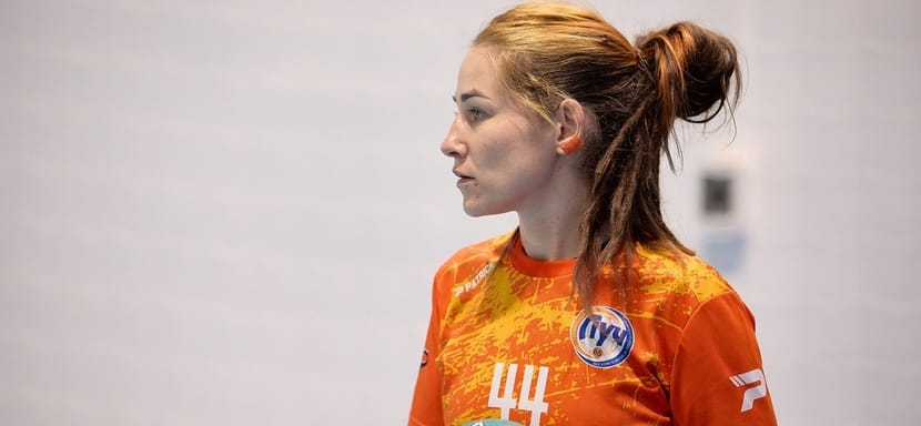 Olimpbet Суперлига. Левая крайняя Снежана Махнёва и линейная Луиза Доильницына покидают московский "Луч"