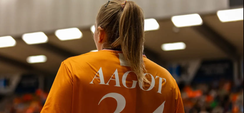 Линейная сборной Дании Андреа Хансен продолжит выступать за "Оденсе" до лета 2028 года