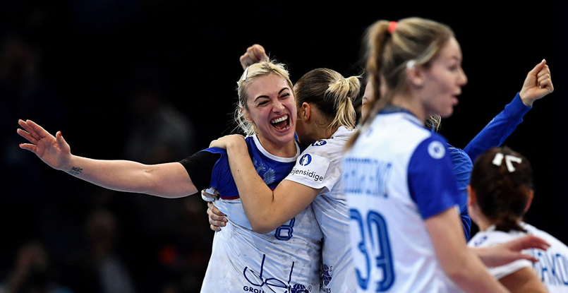 ЧЕ-2018. Анна Сень: "У меня рекорд броска — 108 км/ч. В снежки с мужем точно не играем"